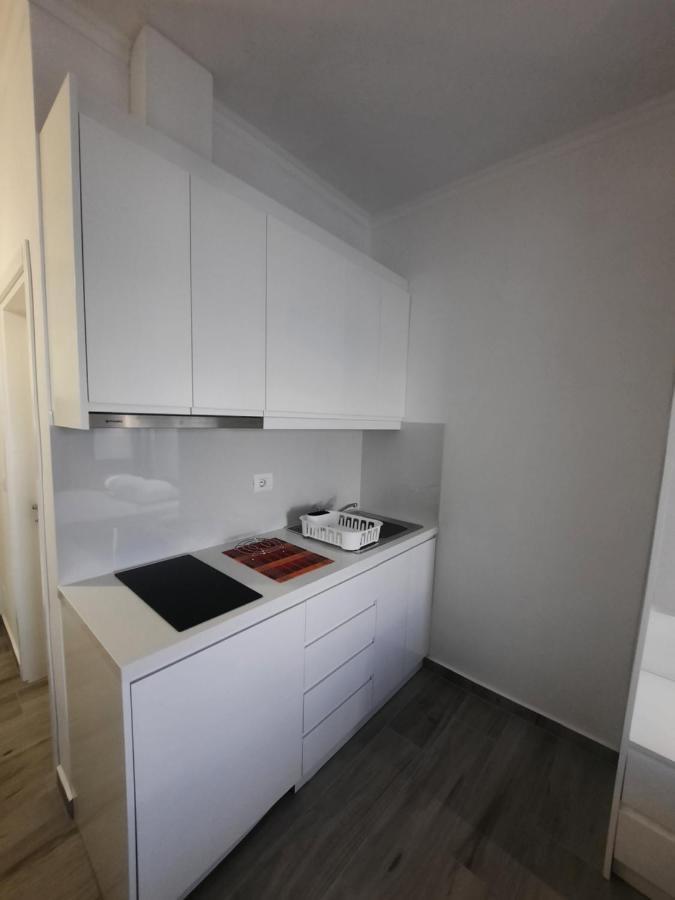 Nora'S Guesthouse Sarandë 외부 사진