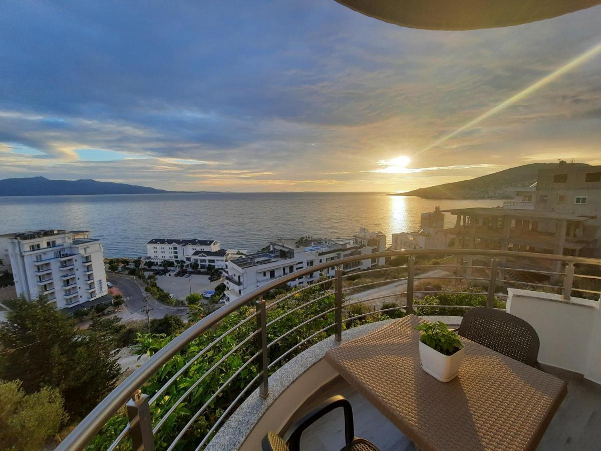 Nora'S Guesthouse Sarandë 외부 사진