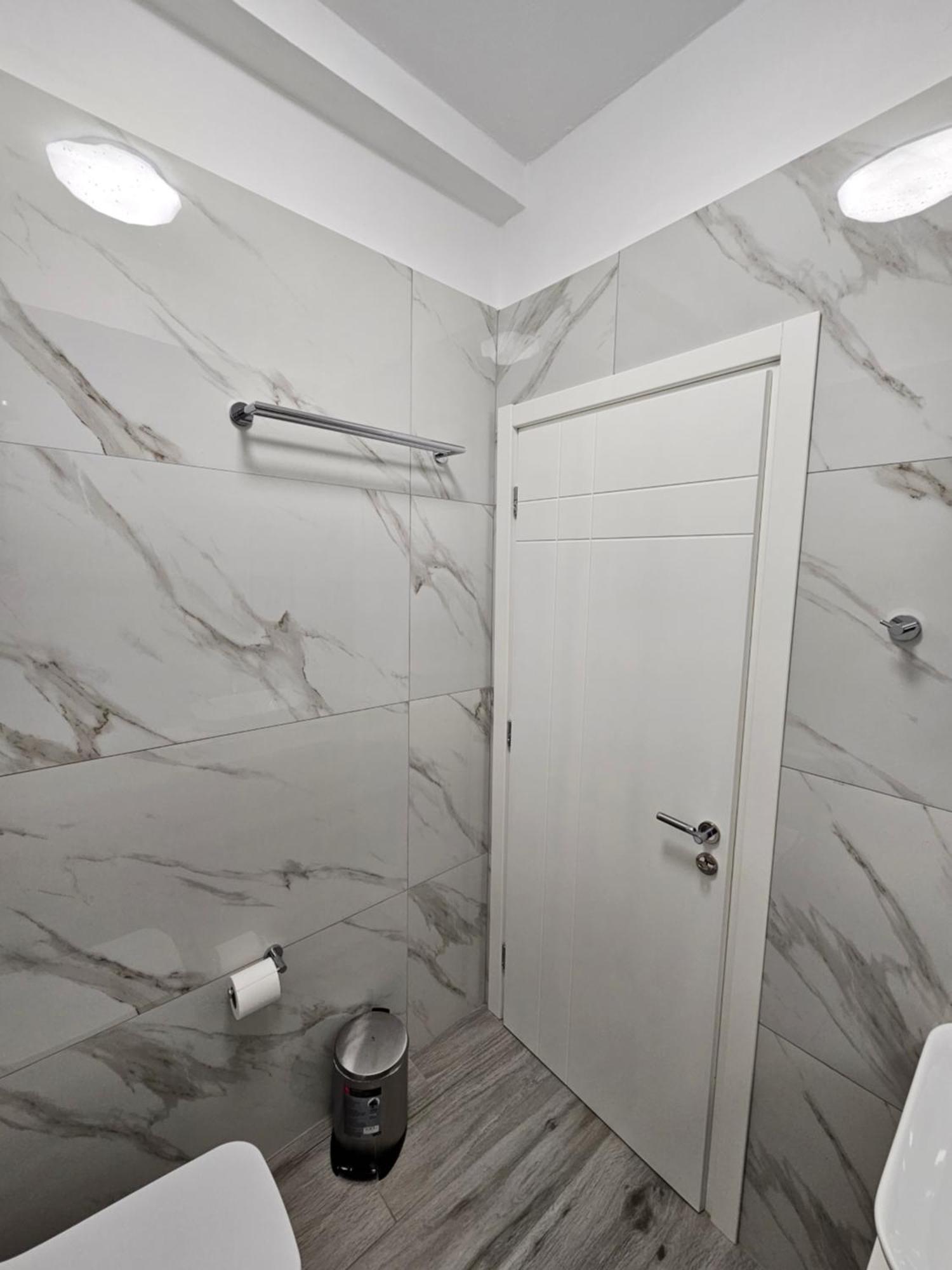 Nora'S Guesthouse Sarandë 외부 사진