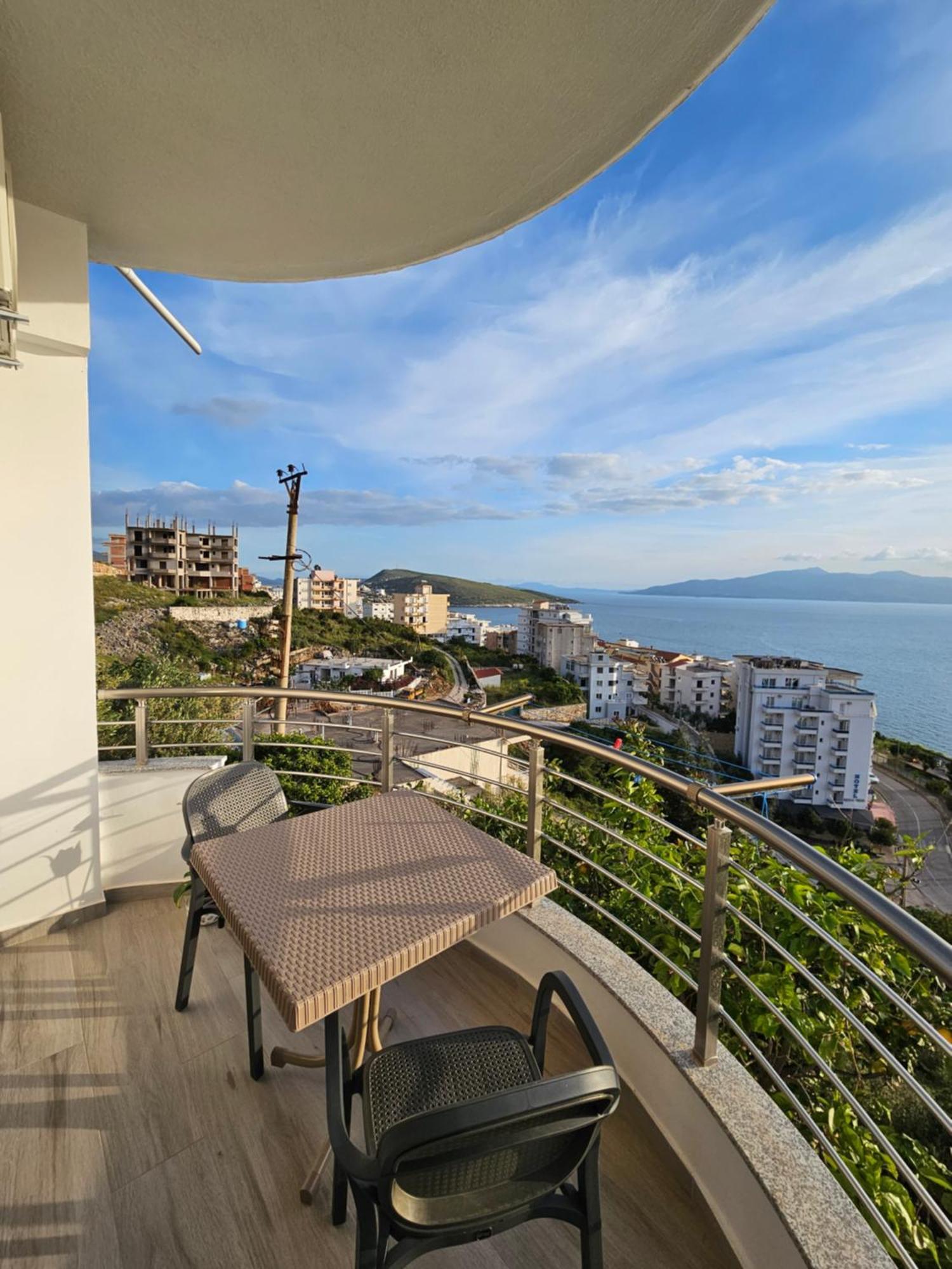 Nora'S Guesthouse Sarandë 외부 사진